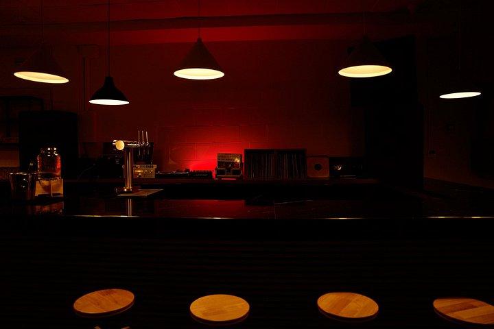 Barcelona: Cocktail-Making Class With a Mixologist