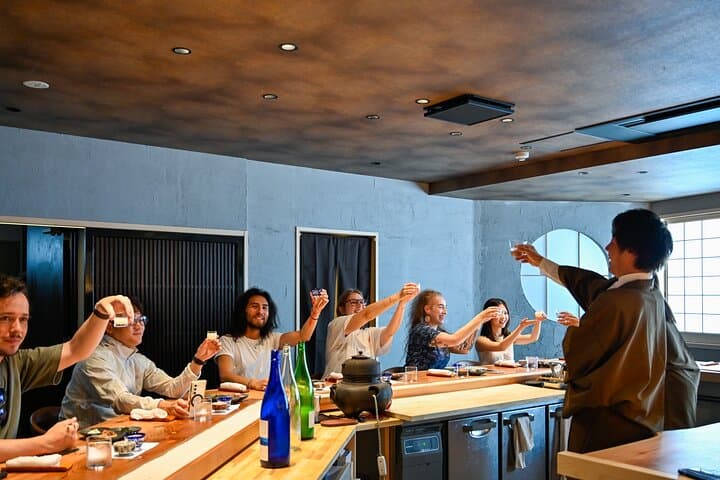 Sake "Omakase" in Osaka : Guided Tasting by a Active Sake brewer