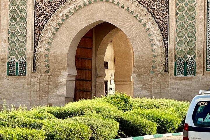 Volubilis, Moulay Idriss Zarhoun und Meknes Autotour ab Fes