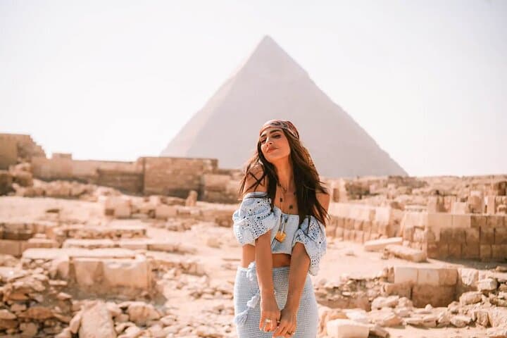 VIP Guided Giza Pyramids and Sphinx Tour by Golf Cart