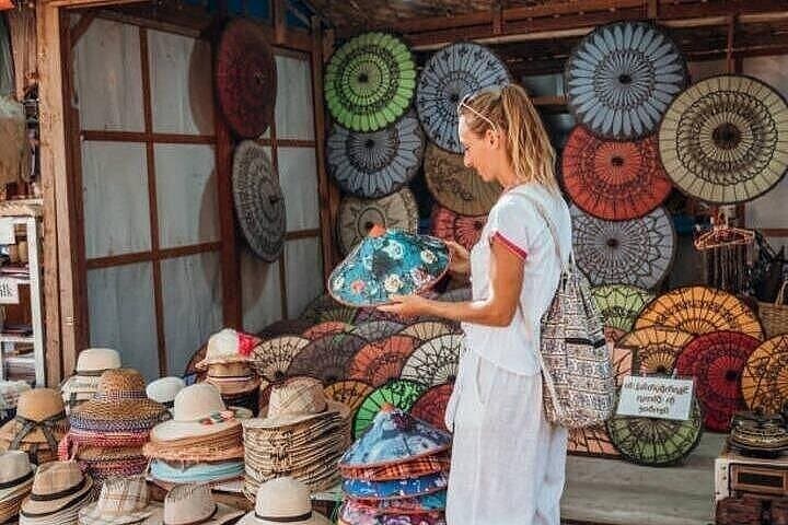 Exploring Workshops and Markets in Luxor(Private Tour)