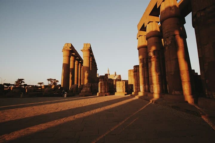 Private Luxor Day Tour with Hot Air Balloon All Inclusive