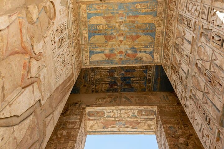 Private Luxor Day Tour with Hot Air Balloon All Inclusive