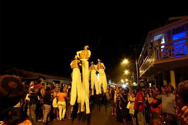 Fête de rue du vendredi soir à Sainte-Lucie