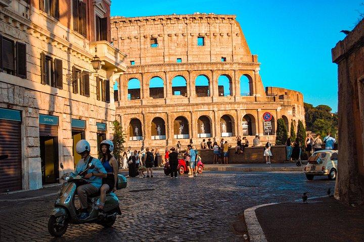 Rome: Private Colosseum Arena Floor Tour — Gladiator Gate Entry
