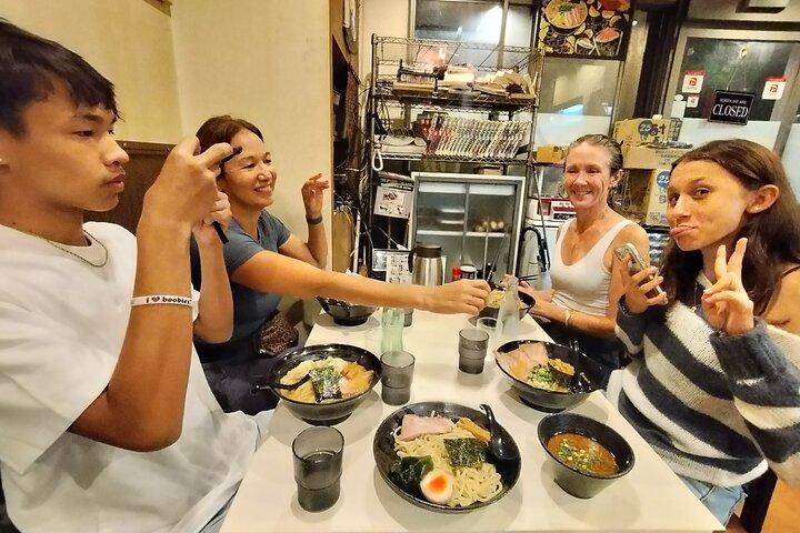Tokyo Night Fietsen met Ramen