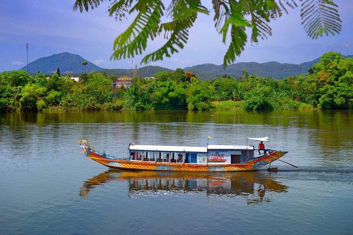 Visite de la citadelle de Hué en train depuis DA Nang et croisière sur la rivière Perfume