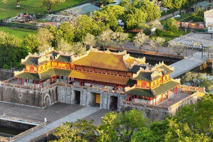 Visite de la citadelle de Hué en train depuis DA Nang et croisière sur la rivière Perfume