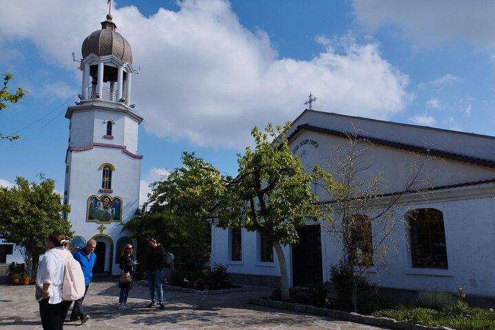 古代墓と船の旅南ツアーソゾポリ旧市街訪問
