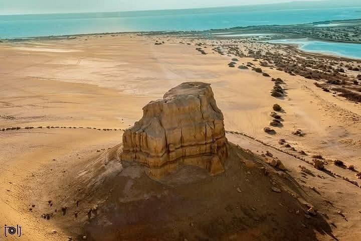 サファリ・エル・ファユーム・オアシスの滝とクジラの谷