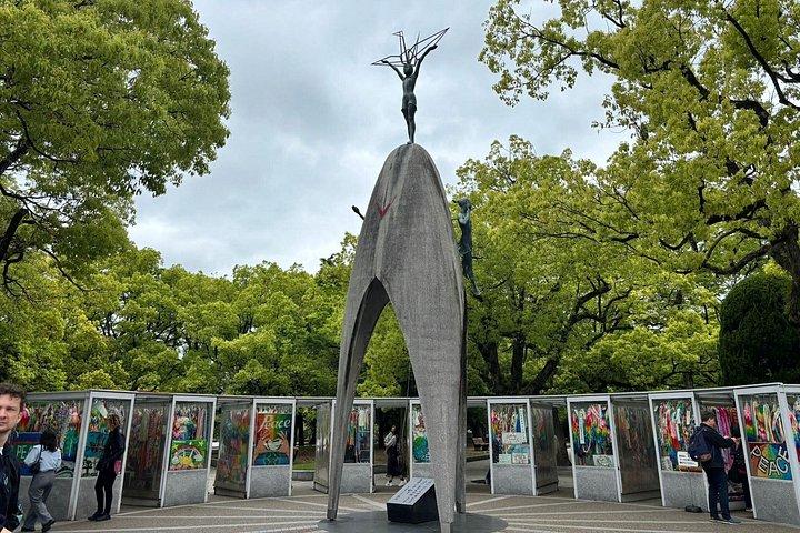 Hiroshima Peace Memorial Park Historical Walking tour
