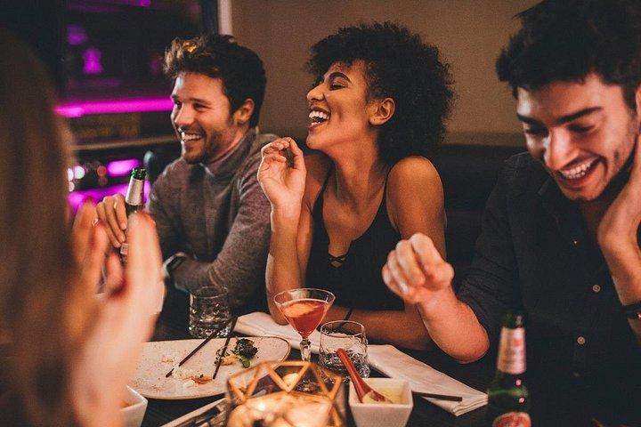Barcelona Speakeasy Pub Crawl med skjulte barer og valgfrie tapas