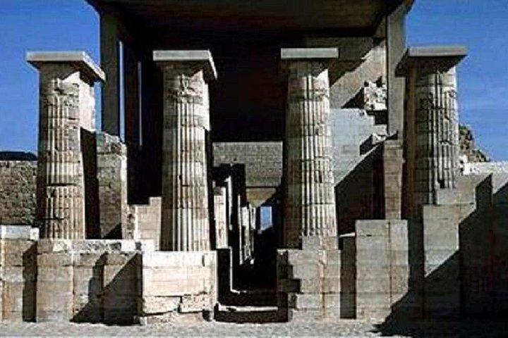 From Cairo Private Tour to Giza Pyramids, Sphinx, Saqqara