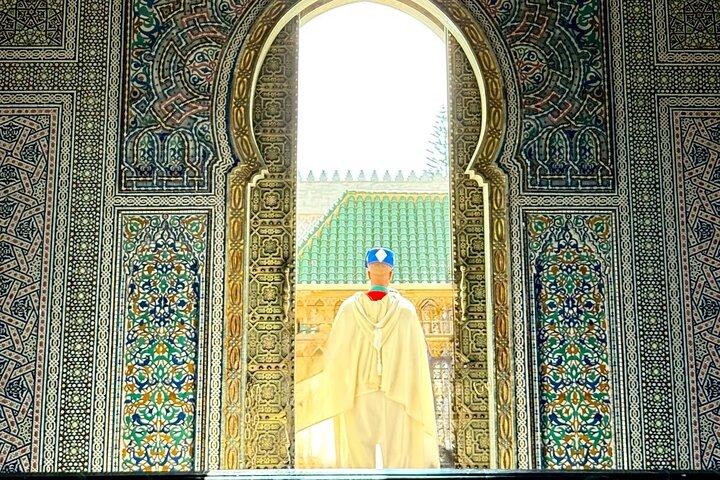 Meknes, Volubilis & Moulay Idriss Small-Group Day Tour from Fes