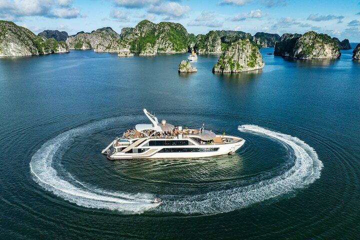 Dagtocht Serenity Cruise in Lan Ha Bay vanuit Hanoi, Hai Phong