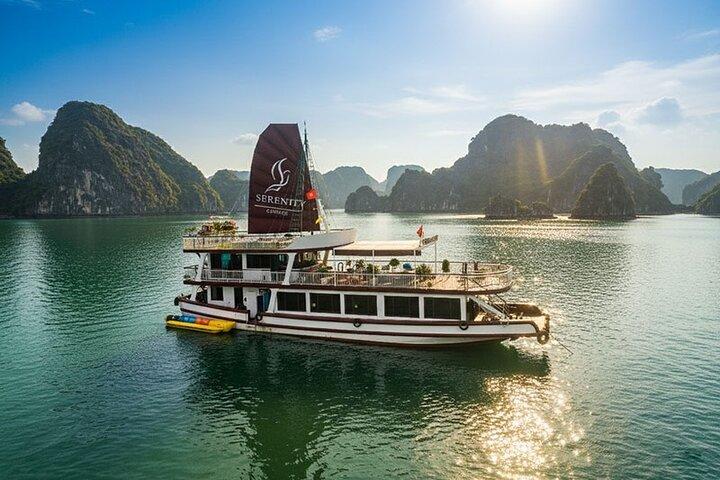 Lan Ha Bay dagtour vanuit Cat Ba, Hanoi - Serenity Boutique Cruise