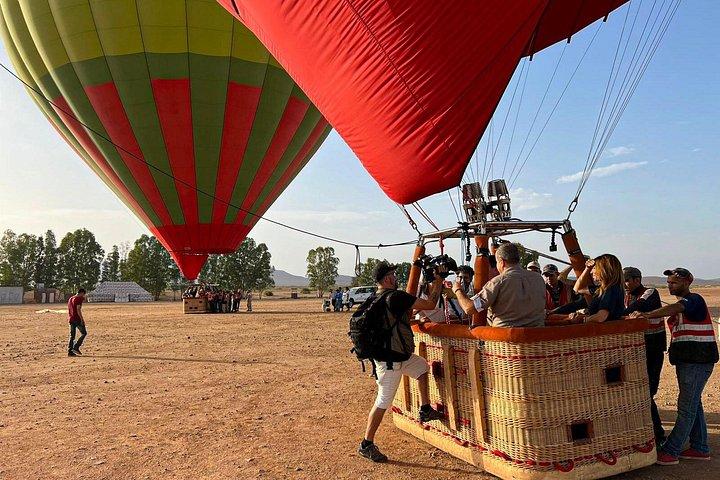 Marrakech Balloon Escape : Atlas Vues & Petit-déjeuner berbère