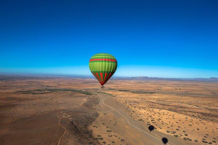Marrakech Balloon Escape : Atlas Vues & Petit-déjeuner berbère