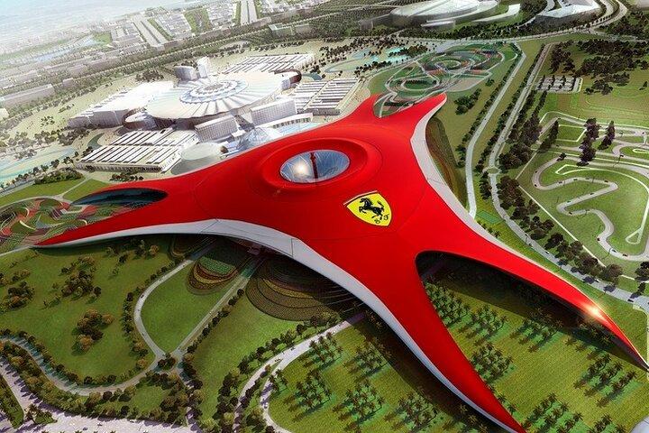 Entré til Ferrari World Abu Dhabi