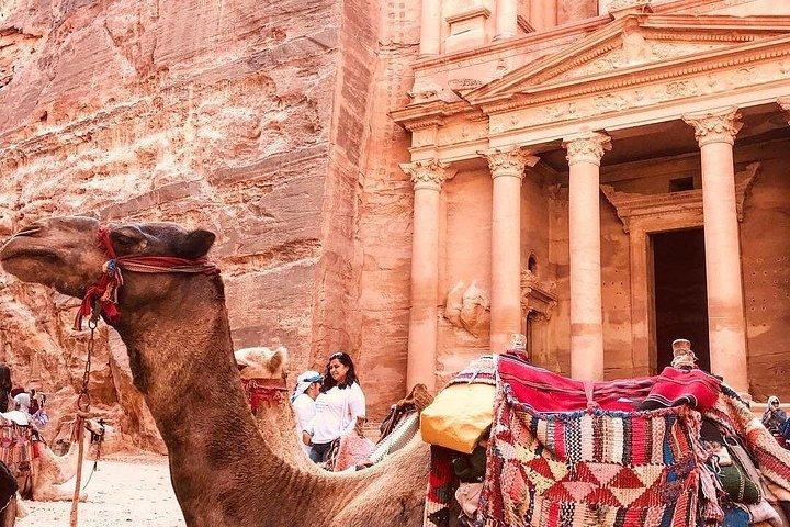 アンマンペトラフル-日帰り旅行