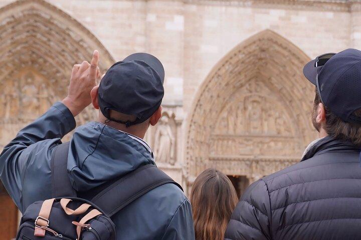 Inside Notre-Dame Tour med en licensierad Guide