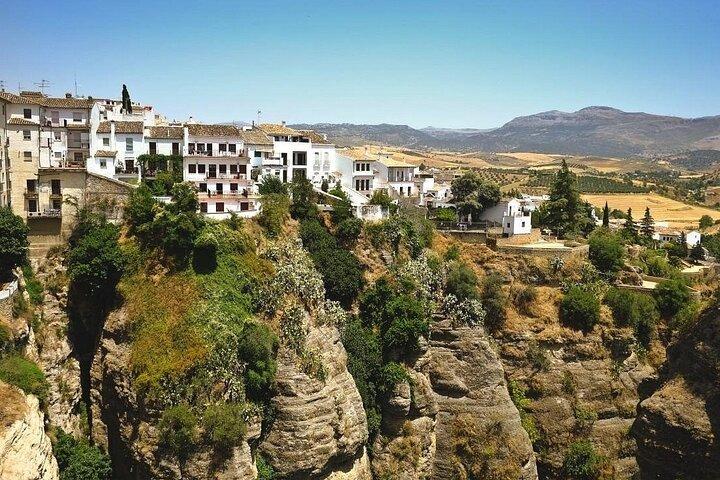 Ronda White Villages Zahara Grazalema Dagstur från Sevilla