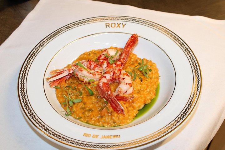 Roxy Dinner Show : Dinner & Spumante & Show