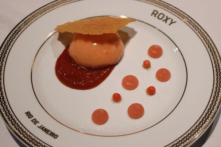 Roxy Dinner Show : Dinner & Spumante & Show