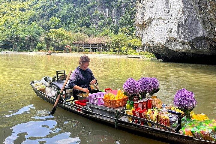 Templo de Hoa Lu e Tam Coc: passeio de um dia