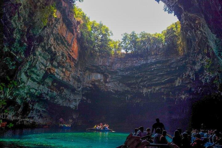 Kefalonia Halvdagsflykt till Melissani och Drogarati Caves