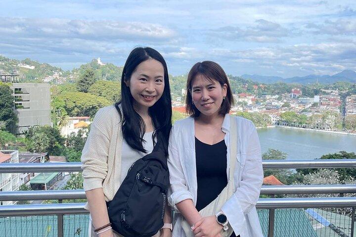 キャンディトゥクトゥクシティツアー-牙の寺院、湖&ビューポイント