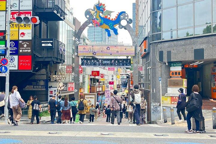 Découvrez Kawaii Harajuku Lolita Guide Street Food et Mode
