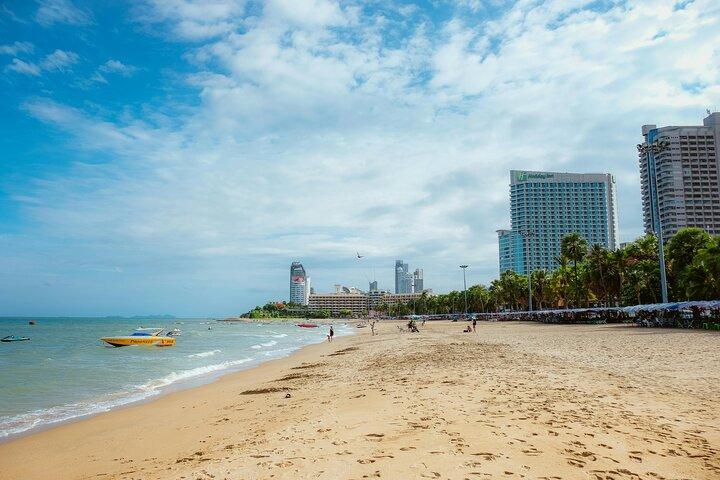 Transporte privado entre Banguecoque e Pattaya com SUV confortável