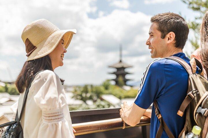 プライベート京都ツアー：寺院、隠れた路地、地元の話