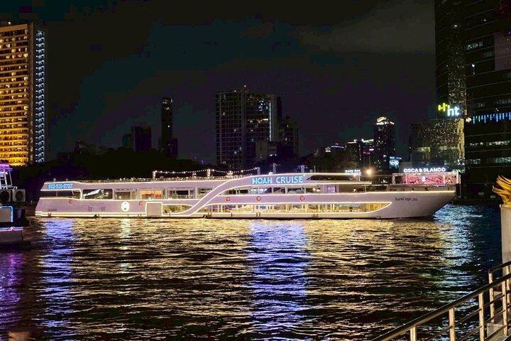 Entrada al crucero con cena en Bangkok Noah