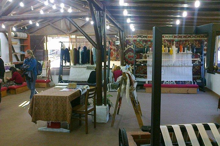 Authentic Turkish Carpet Experience from Istanbul Port with Guide