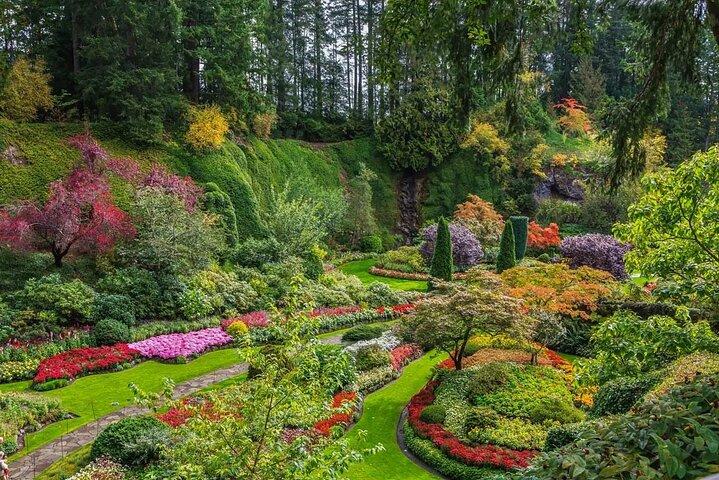 Tour di Victoria e Butchart Gardens con traghetto per Gulf Island