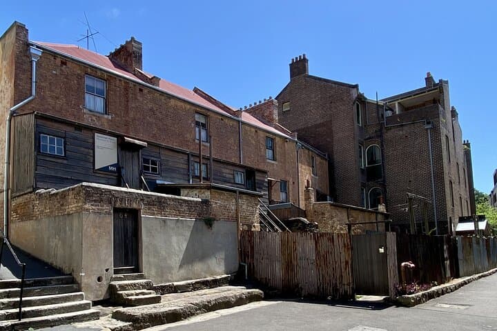 Self Guided Historical Walking Tour in Syndey