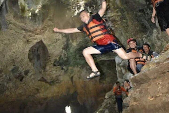 Yogyakarta : Pindul Höhle und Timang Beach Abenteuer Gemeinsame Tour