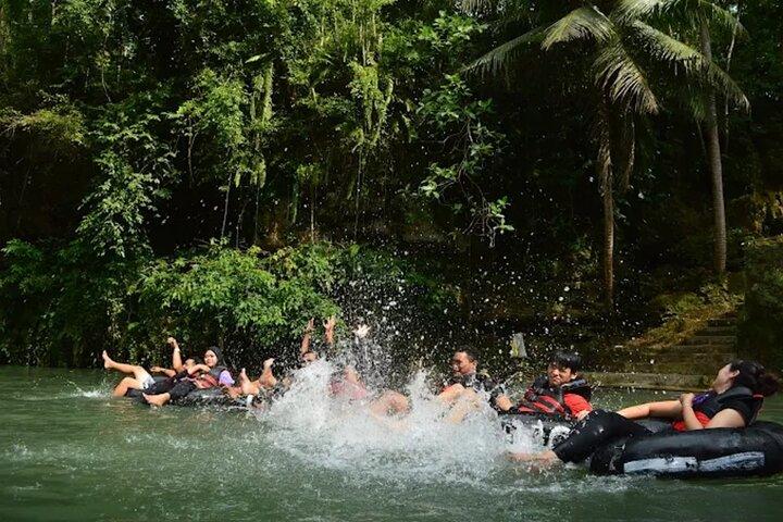 Yogyakarta : Pindul Höhle und Timang Beach Abenteuer Gemeinsame Tour