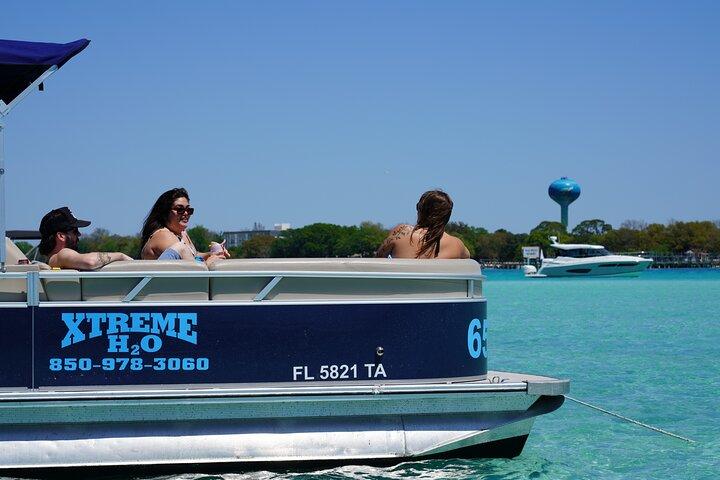 Xtreme H2O 12 Passenger Pontoon Vermietung Angrenzend an Crab Island