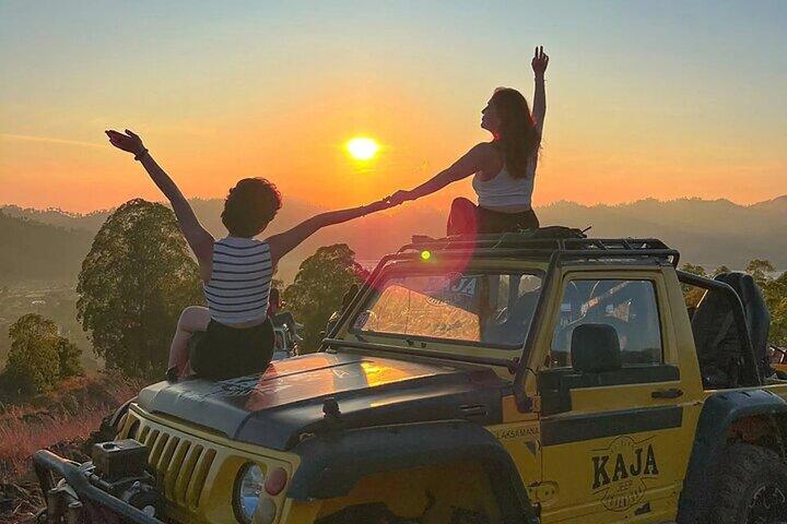 Bali : Mt Batur 4WD Jeep Sunrise, Ubud VTT & Rafting avec repas