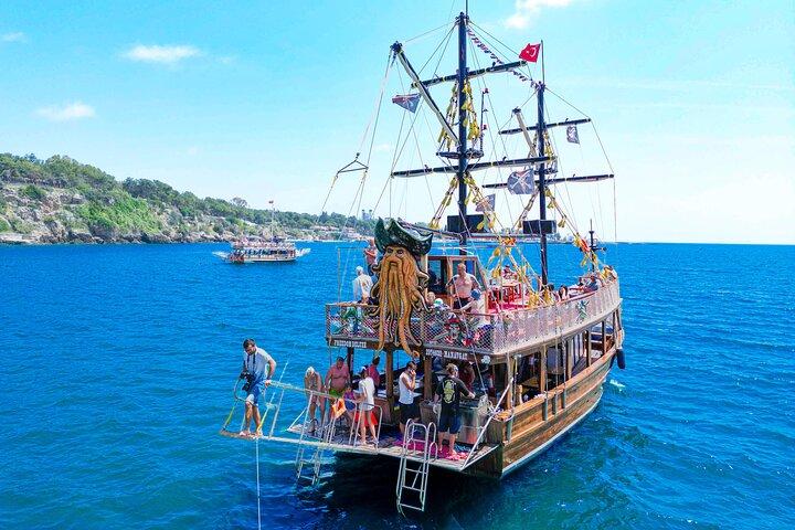Antalya Waterfall Boat Tour med frokost og drikkevarer Transfer