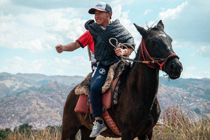 Avventura a cavallo tra i templi sacri di Cusco