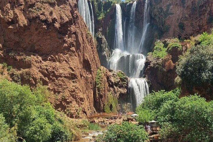 Marrakech: Les Cascades d'Ouzoud Boat Tour & Lunch