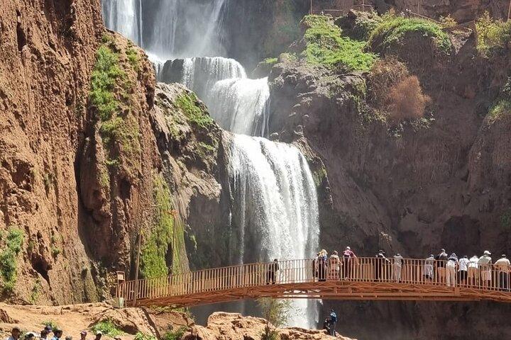Marrakech: Les Cascades d'Ouzoud Boat Tour & Lunch