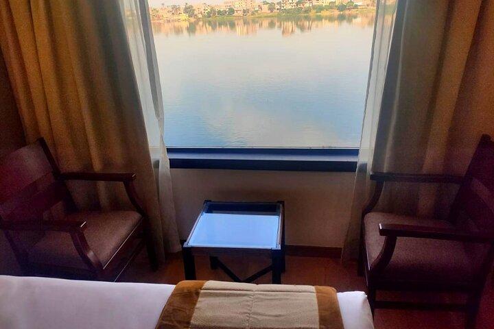 VIP Crociera sul Nilo di 4 giorni da Assuan a Luxor con mongolfiera