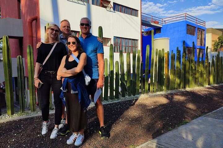 Mexico City Private Customizable Tour with Guide and Vehicle