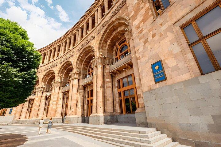 Dagtour Armenië vanuit Tbilisi : Dilijan, het Sevanmeer Jerevan