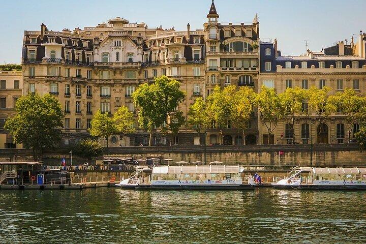 Tour naar de Eiffeltoren & de Seine met een privé Gids